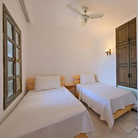 Hotel Club Mel 3*