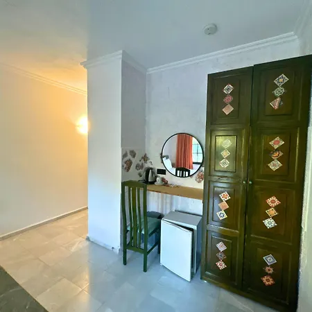 Hotel Club Mel 3*